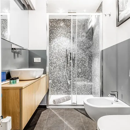 Goldoni House - Duomo 2 K M - Porta Venezia - Linate Apartment Milan Exterior photo